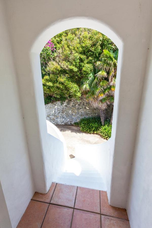 Naxos - Med Style Castle, Ocean Views From Every Room! Bowentown Bagian luar foto